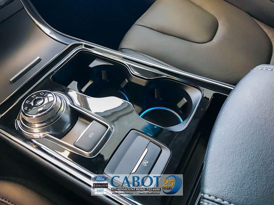 2019 Ford Edge Front Console 2019 Ford Edge Front Console Cabot Ford in St. John's Newfoundland